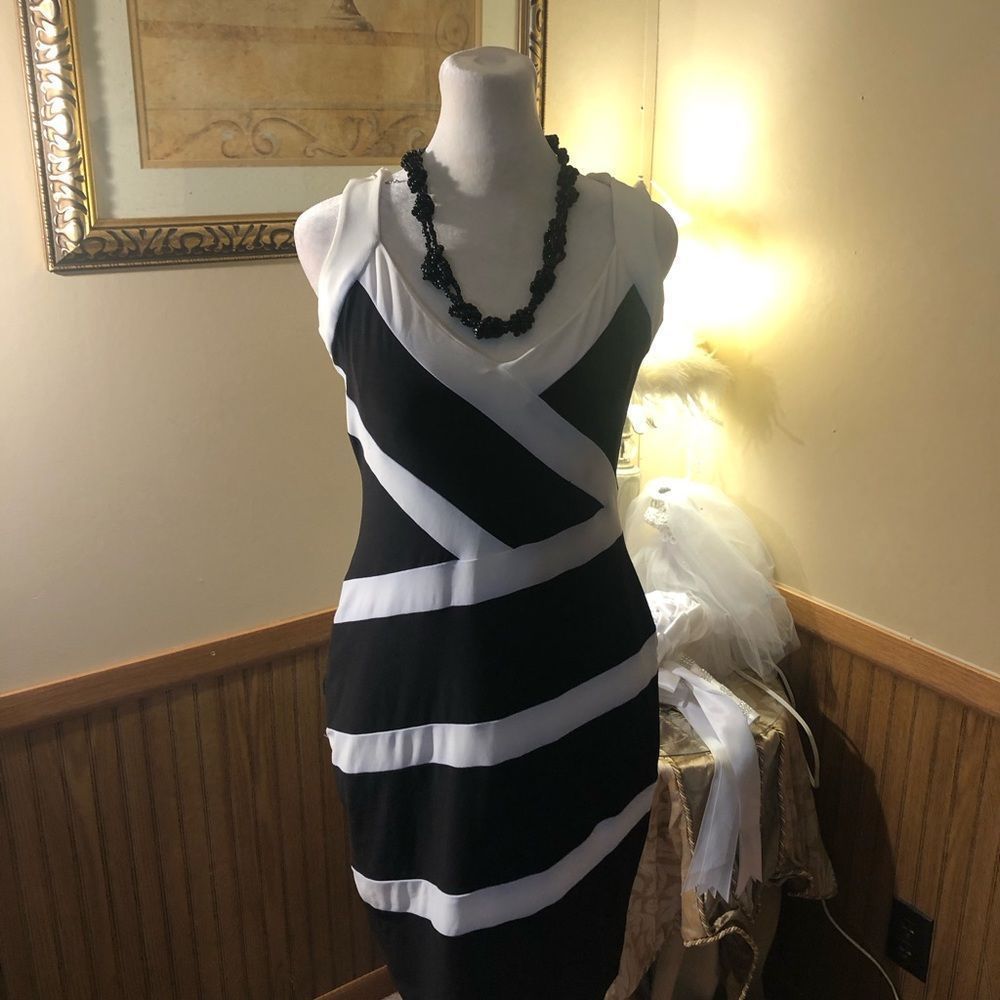 Bisou bisou black and white sexy starch bodycon dress size 6